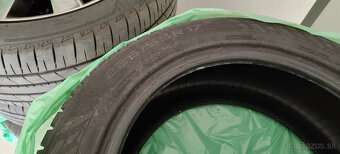 Predám Nokian Snowproof 1 XL 225/55 R17 - 2