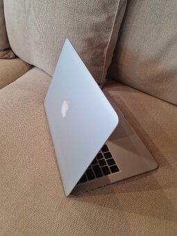 Predám Apple mac book pro model A 1508 r.2014 250GB - 2