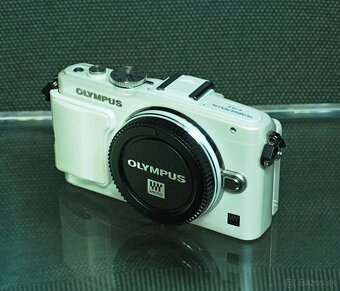 Olympus PEN EPL-6 -  telo - 2