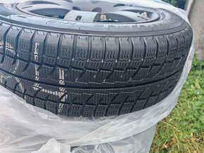 Predám zimné pneu na elektronoch 195/65 R16 C - 2