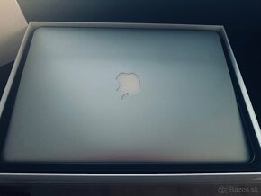 13 palcový MacBook Air - 2