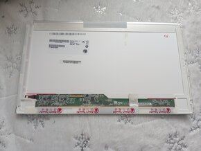 predám 15,6" LED displej z notebooku , 40pin B156XW02 - 2