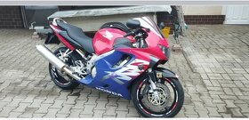 HONDA CBR 600 f4 - 2