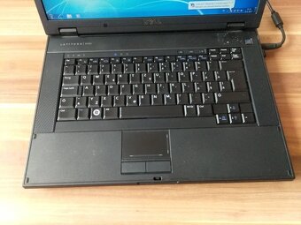 rozpredám notebook Dell latitude e5500 - 2