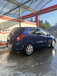 Opel corsa D 1.2 - 2