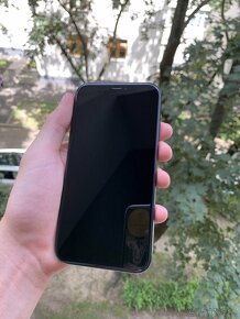 iPhone XR 64GB - Čierny - Doprava zadarmo - 2