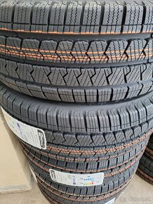 Zimné 235/65r16c - 2