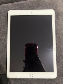 Apple iPad Air 2 64GB Silver - 2