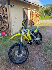 Suzuki rmz - 2