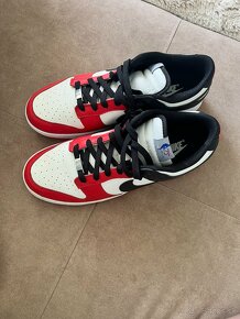 Nike Dunk Low EMB Chicago - 2