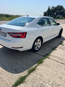 Škoda Superb 1.4 TSI 150k ACT Ambition DSG - 2