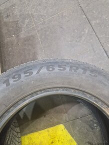 Zimne pneumatiky 195/65 r15 4 rocne - 2