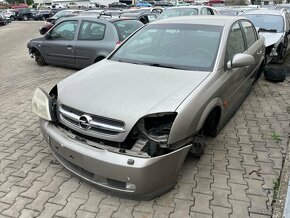 Lacno rozpredám Opel Vectra 2002-2008 na náhradné diely - 2