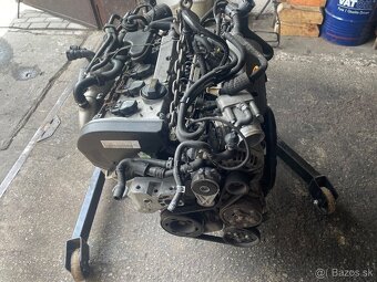 Motor 1.8T 132kw AUQ Octavia I RS - 2