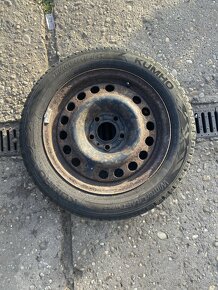 Predam zime pneumatiky Kumho 185/60 R15 - 2