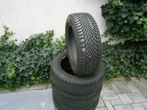 Predám 4x zimné pneu Pirelli 205/55 R16 91HXL - 2