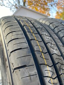 Nové Pneu 195/75 R14c 106/104R - 2