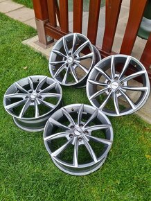 R17 5x112 ALUTEC disky - 2