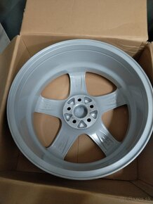 Alu 5 x 100 R 17 SUBARU. - 2