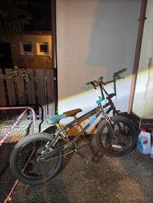 Mongoose BMX - 2