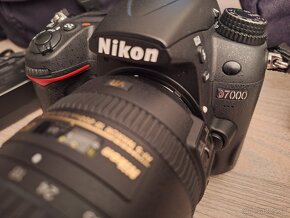 Nikon D 7000 a Nikon D70 s objektívmi - 2