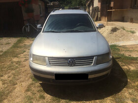 Volkswagen Passat - 2