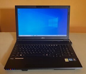 Fujitsu Lifebook / i5-3210M / 8GB RAM / 500GB HDD / 15.6" - 2