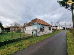 Ponúkame vám na predaj 2 domí. 1800m2 Kosihy Nad Ipľom - 2