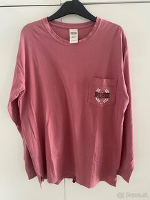 Damske oversize tricko Victoria Secret. Velkost XS. - 2