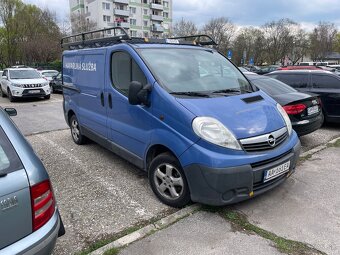 Opel vivaro - 2