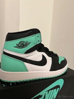 AIR JORDAN 1 RETRO HIGH OG (Green Glow) - 2