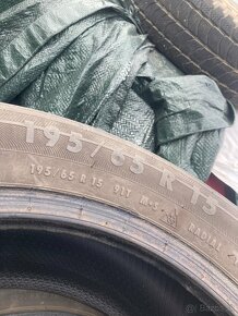 Predam zimne pneuSebring 195/65r15 - 2