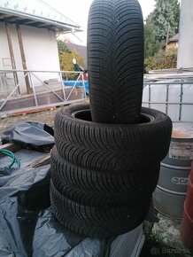 Zimné pneu 215/55 R17 - 2