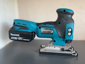 MAKITA DJV181 Akumulátorová priamočiara píla - 2