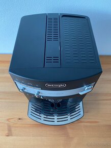 Kavovar DeLonghi Magnifica ESAM 3000 - 2