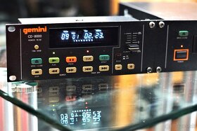 GEMINI CD 8000 - skvělý CD přehrávač postavený v devadesátýc - 2