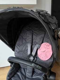 Poťah cybex priam 4.0 simply flowers grey - 2