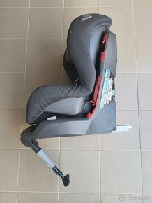 BRITAX RÖMER – Autosedačka Safefix 9-18 kg - 2