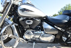 Suzuki Intruder 800 Volusia - 2