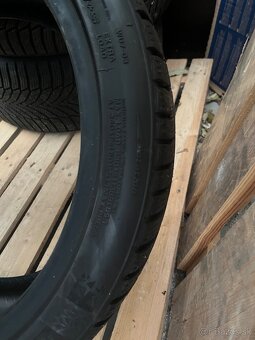 Zimné Pneu Nexen 225/40 R18 92V M+S - 2