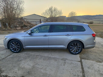 VW Passat Elegance B8 2.0tdi 140kw Dsg VIRTUAL/MATRIX - 2