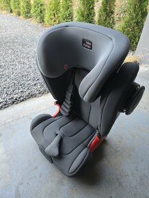 Britax Romer Kidsfix detský podsedák - 2