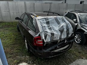 Rozpredám Škoda Octavia 2 1.6 75kw benzin BSE - 2