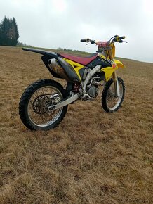 Suzuki rmz 250 - 2