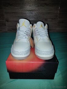 Air Jordan 3 Retro Medellín Sunset - 2