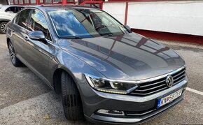 Volkswagen Passat - 2