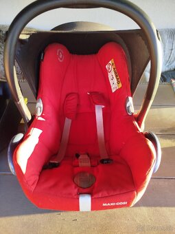 Maxi cosi + isofix základna - 2