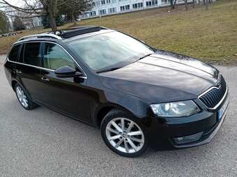 Škoda Octavia 1.6Tdi DSG Elegance - 2