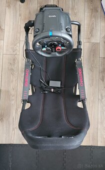 PLAYSEAT Challenge ActiFit + Logitech G29 + shifter - 2