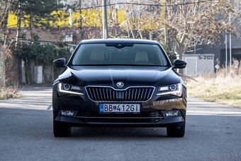 Škoda Superb 2.0 TDI Style DSG - 2